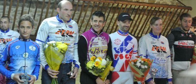 podium cyclo Ste Croix
